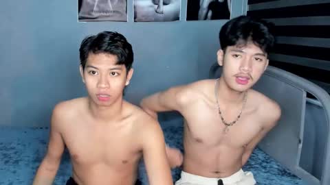 Snapshot of lenard_lust chatting on November 4, 11:42 am lenard online show from November 4, 11:42 am