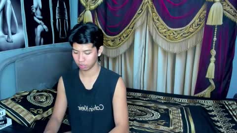 Snapshot of lenard_lust chatting on November 14, 5:11 pm lenard online show from November 14, 5:11 pm