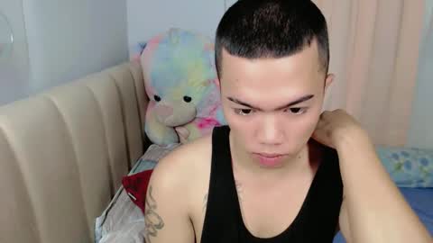 Snapshot of lenawet_0520 chatting on February 5, 6:04 pm lena online show from February 5, 6:04 pm