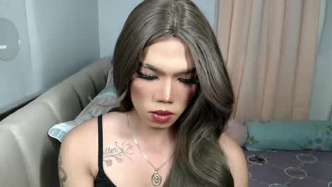 Snapshot of lenawet_0520 chatting on February 15, 9:49 am lena online show from February 15, 9:49 am