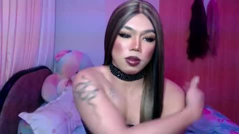 lena online show from December 21, 6:15 pm