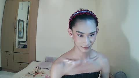 Snapshot of lennonxshit chatting on February 17, 5:47 am JANE online show from February 17, 5:47 am