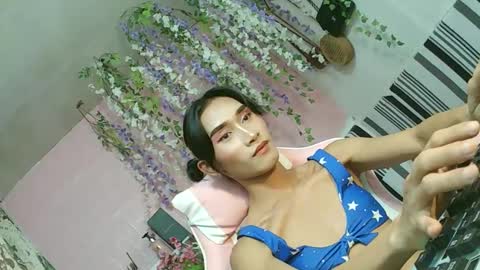 Snapshot of lennonxshit chatting on March 5, 5:18 am JANE online show from March 5, 5:18 am