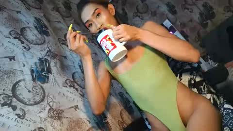 Snapshot of lennonxshit chatting on October 26, 12:11 pm JANE online show from October 26, 12:11 pm