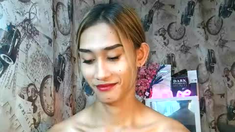 Snapshot of lennonxshit chatting on November 4, 5:28 am JANE online show from November 4, 5:28 am