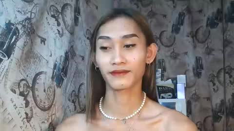 Snapshot of lennonxshit chatting on November 17, 7:25 am JANE online show from November 17, 7:25 am