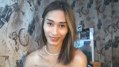 Snapshot of lennonxshit chatting on November 19, 10:37 am JANE online show from November 19, 10:37 am