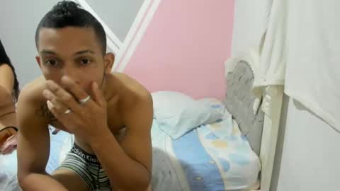 lenuam_and_tiffany online show from December 19, 2:01 am