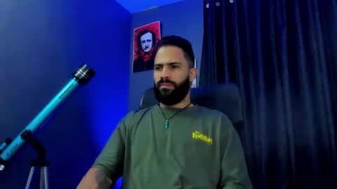 Leo  Diaz online show from January 3, 1:16 am