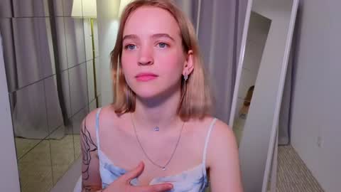  Ashly  online show from December 4, 3:43 pm