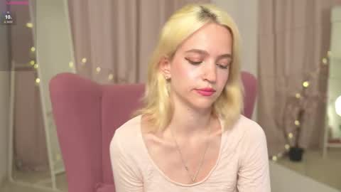  Ashly  online show from October 7, 3:31 pm