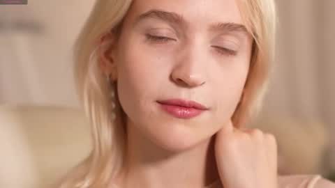  Ashly  online show from November 28, 4:42 pm