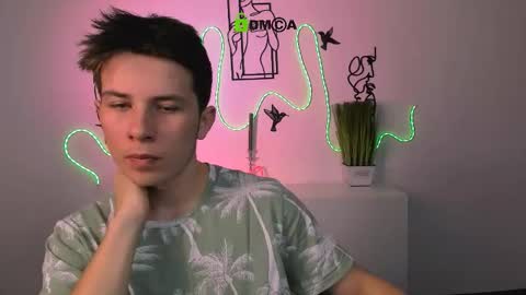 leo_valor online show from December 17, 7:20 pm