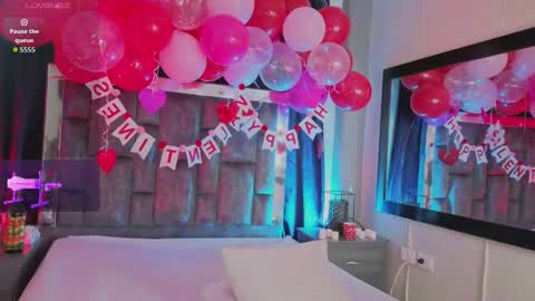 leomonnroe online show from February 12, 8:26 pm