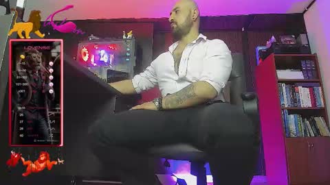 Snapshot of leon_1717 chatting on September 15, 9:59 pm Leon online show from September 15, 9:59 pm