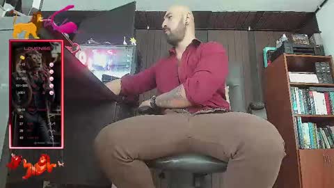 Snapshot of leon_1717 chatting on September 16, 3:24 pm Leon online show from September 16, 3:24 pm