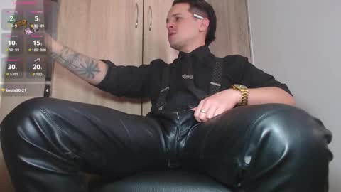 Snapshot of leonal_oconer chatting on November 20, 7:24 pm iam leonal online show from November 20, 7:24 pm