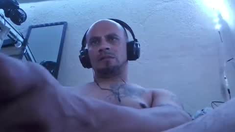 leonar0101 online show from December 5, 11:16 am