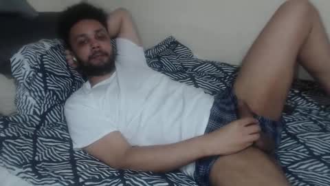 Snapshot of leonevans33 chatting on March 1, 1:57 pm LSE online show from March 1, 1:57 pm