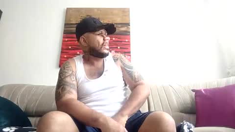 leonidas_murfi71 online show from February 9, 3:01 pm