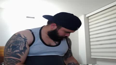 leonidas_murfi71 online show from March 12, 12:10 am