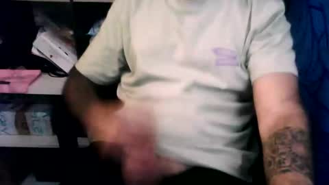 Snapshot of leonidascum chatting on September 20, 12:06 pm leonidascum online show from September 20, 12:06 pm