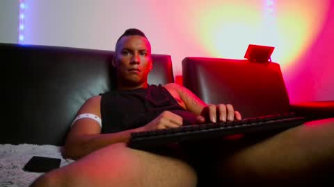 Snapshot of leonnardojaramillo chatting on January 22, 3:07 pm Lenardo jaramillo online show from January 22, 3:07 pm