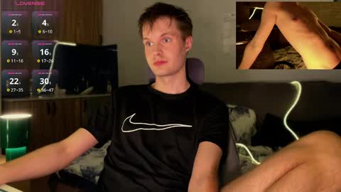 Leon online show from April 12, 8:25 pm