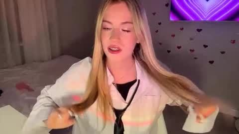 Snapshot of leonormcelyea chatting on February 15, 3:09 pm Eve online show from February 15, 3:09 pm