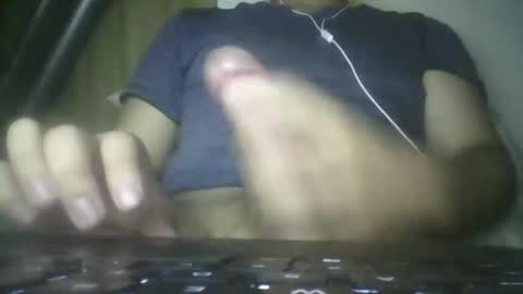 leoonel_95 online show from November 9, 3:38 am