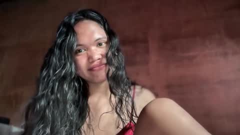 Jenn online show from January 15, 4:06 am