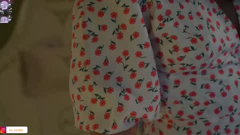 Leora online show from November 14, 4:17 pm