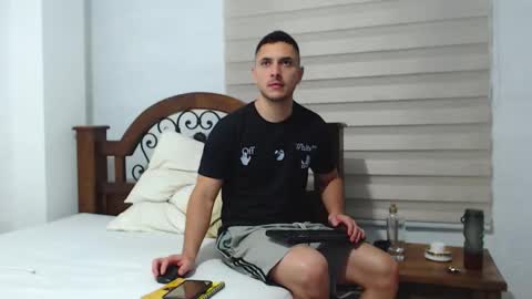 Snapshot of leoricoo chatting on October 2, 1:34 am Leo online show from October 2, 1:34 am