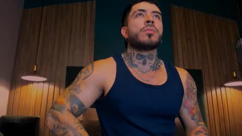 Snapshot of leosalvatore_ chatting on February 26, 3:32 am Leo Salvatore online show from February 26, 3:32 am