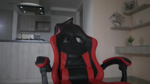 Snapshot of leosalvatore_ chatting on September 19, 1:56 pm Leo Salvatore online show from September 19, 1:56 pm