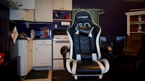 Snapshot of leppard6148 chatting on September 21, 6:48 am Keith online show from September 21, 6:48 am