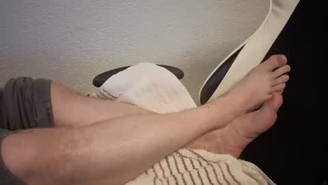 Snapshot of leroy_jerkins chatting on December 14, 7:40 pm Leroy online show from December 14, 7:40 pm