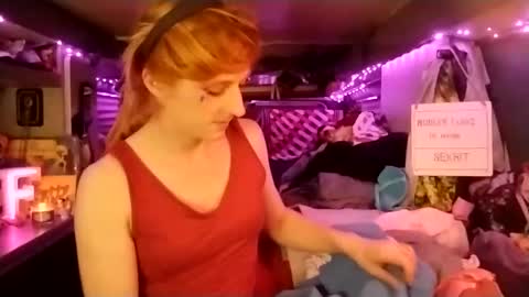 LesleyGumGrass- The Boring Trans girl online show from February 28, 12:54 am