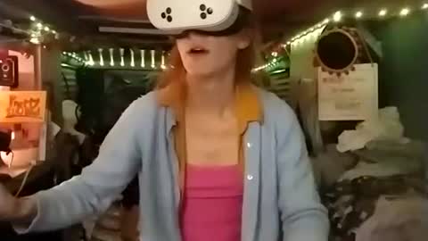 LesleyGumGrass- The Boring Trans girl online show from November 27, 7:10 am