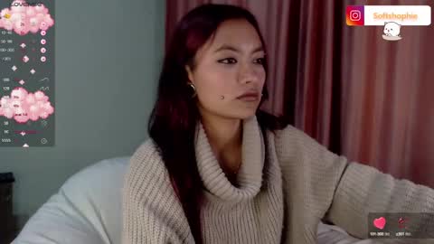 Snapshot of leslie__anderson chatting on December 23, 10:10 am Leslie online show from December 23, 10:10 am