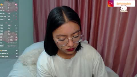 Snapshot of leslie__anderson chatting on March 8, 5:28 am Leslie online show from March 8, 5:28 am