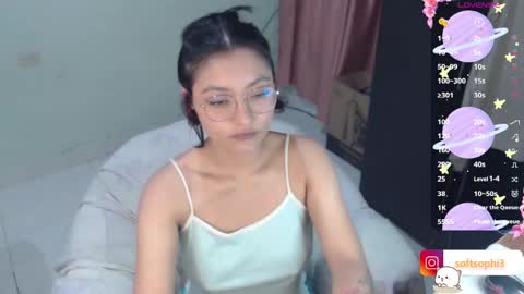 Snapshot of leslie__anderson chatting on November 12, 7:31 am Leslie online show from November 12, 7:31 am