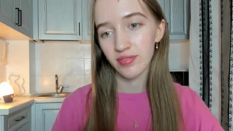 Snapshot of leslie_my_lovee chatting on November 11, 7:14 pm LESLIE online show from November 11, 7:14 pm