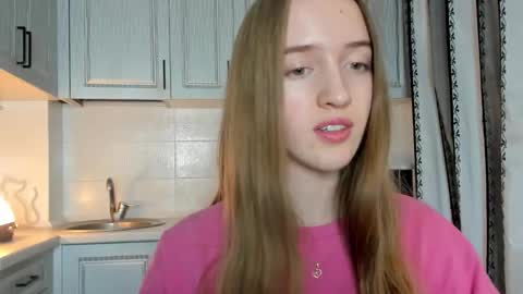 Snapshot of leslie_my_lovee chatting on November 14, 8:07 pm LESLIE online show from November 14, 8:07 pm