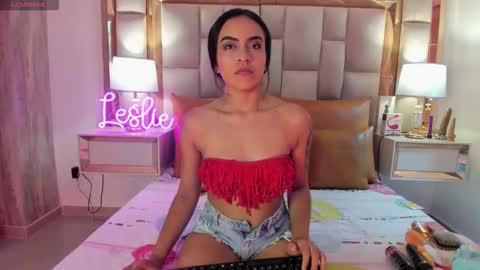 Snapshot of lesliebush chatting on October 26, 12:22 pm LeslieBush online show from October 26, 12:22 pm