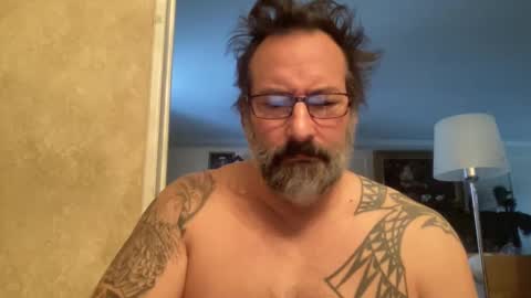 Snapshot of leslielindsey13 chatting on December 22, 1:33 pm leslielindsey13 online show from December 22, 1:33 pm