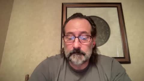 Snapshot of leslielindsey13 chatting on December 21, 2:13 pm leslielindsey13 online show from December 21, 2:13 pm