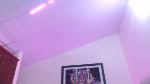 Snapshot of leslyandika chatting on February 1, 9:08 pm LeslyAndika online show from February 1, 9:08 pm