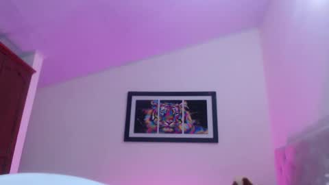 Snapshot of leslyandika chatting on February 22, 12:29 pm LeslyAndika online show from February 22, 12:29 pm