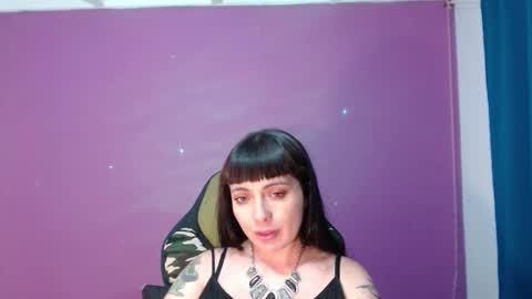 Snapshot of lestatdlion chatting on December 11, 1:37 am lestatdlion online show from December 11, 1:37 am